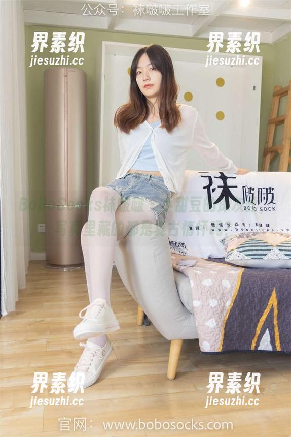 BoBoSocks袜啵啵 - 小甜豆的深灰丝，写真里藏的都是复古情怀吗？