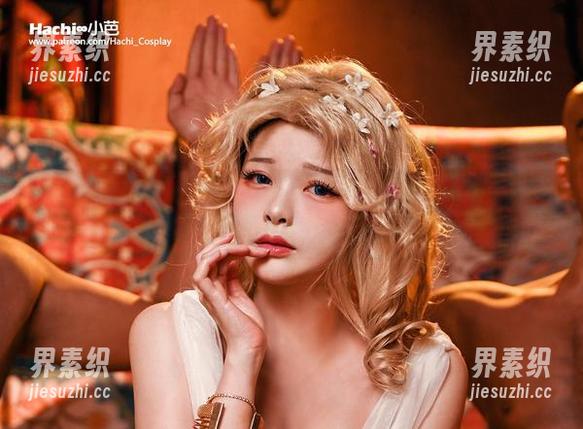Hachi小芭更新！秘书写真，难道是让大家想急着下班的信号？