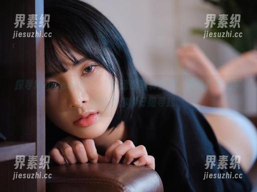 探寻Hyoyeon(김효연)的透明写真合集，都说眼见为实，但这里你得仔细寻找