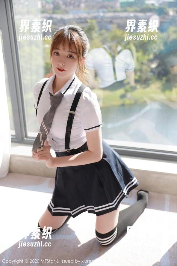MFStar模范学院 - 看！SiByl李思宁的长腿在高清照片中展现出什么叫‘自信’！