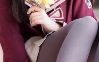一不注意就被喵糖映画的长腿黑裙美图戳中了