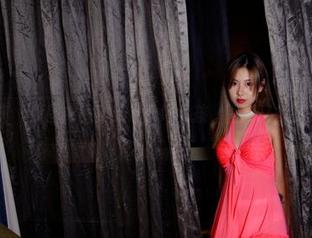 PANS写真 - 原图中的英英像个坏女孩，图册又多了一丝俏皮。