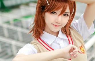 哇，Sally Dorasnow的波奇套图，这资源花样真不少。