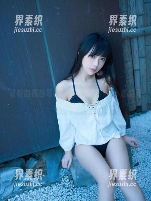 说好的黑色写真呢，结果Shika小鹿鹿又把我撩到了！