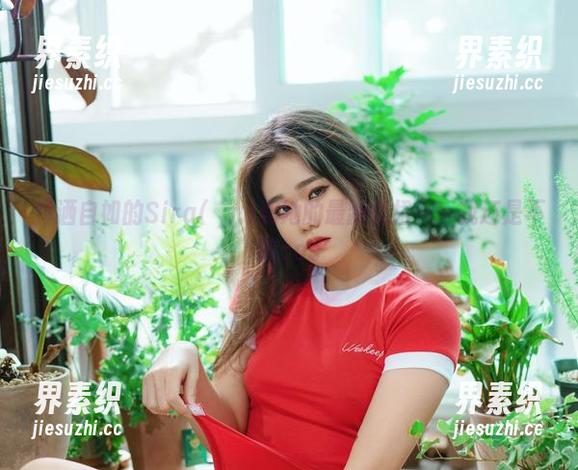 挥洒自如的Sira(시라)和她的最新红裙——我还是不敢cos