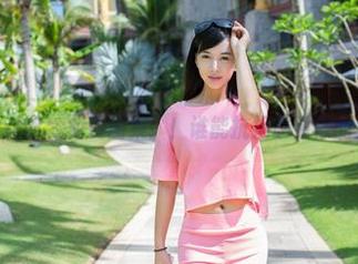 TuiGirl推女郎 - 免费图集！！谁能抗拒赵惟依的美足魅力？
