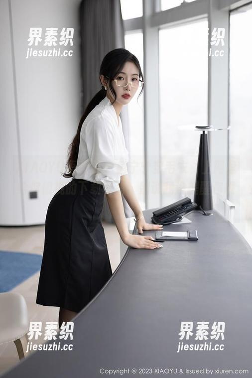 XIAOYU语画界 - 唐宁宁穿毛衣，上网盘给你俯视的下载权利，别说我没提醒你哦！