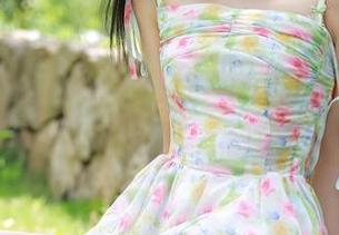 Xiuren秀人网 - 在线Angela喜欢猫带你到和服的美腿宇宙
