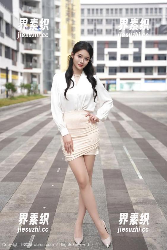 Xiuren秀人网 - 小橘子orange进驻办公室：淘气又撩人的精选写真集，不得不看！