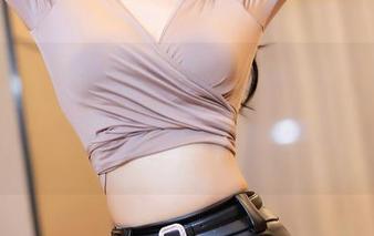 Xiuren秀人网 - 王梓童Doirs的最新女神照片，陪伴我度过了无数个神思游离的午后。