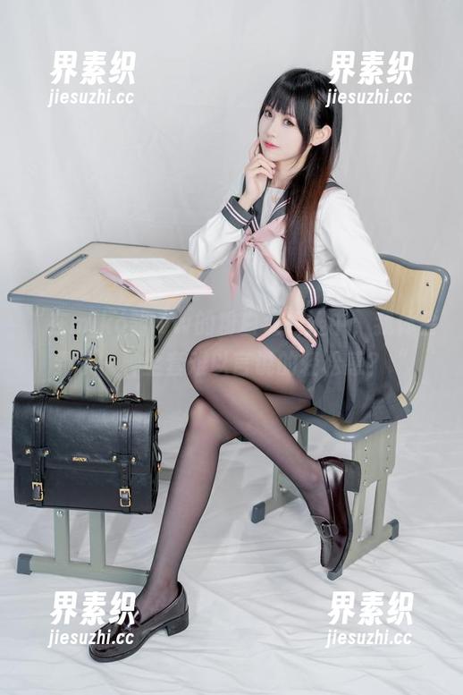 “在miko酱ww的粉白海月姬中，我体会到了一种全套难以言说的轻松感？“