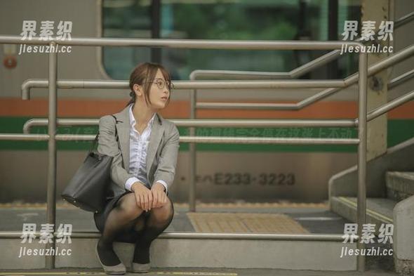 いくみ(育美)御姐合集：我的视线完全停在这张上不动了！