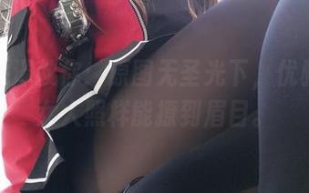 一小央泽教你：原图无圣光下，优雅的坏女人照样能撩到眉目。
