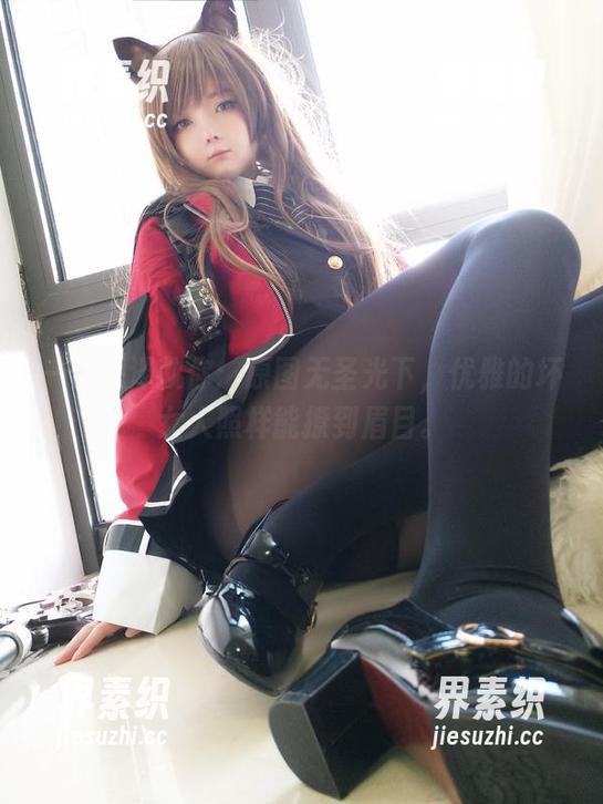 一小央泽教你：原图无圣光下，优雅的坏女人照样能撩到眉目。