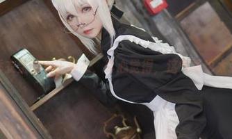 分享乖乖衣宝的女王姿态，真心觉得，这气场也太强了吧！