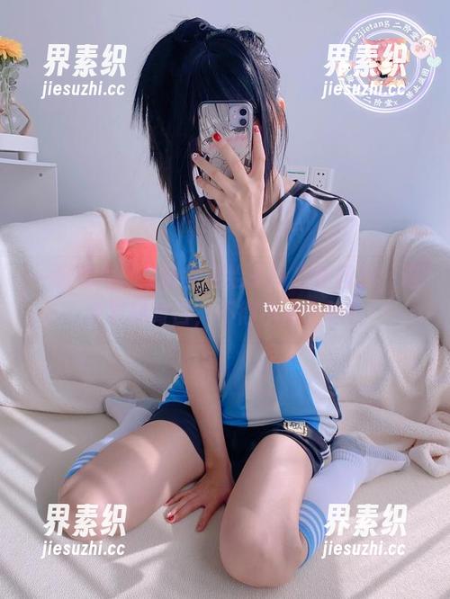 一组照片，二阶堂宅绘子jk白丝段袜，这太对我胃口，不得不点个赞！