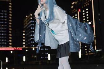 最新写真：你的负卿在自拍中小露秘密