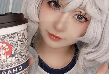 喵喵的喵吖带你看，哪种高跟鞋更有cos范儿？