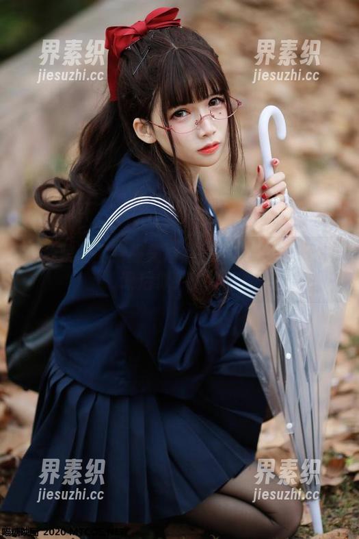 喵糖映画的制服美眉照片合集：这一天的课后似乎特别好