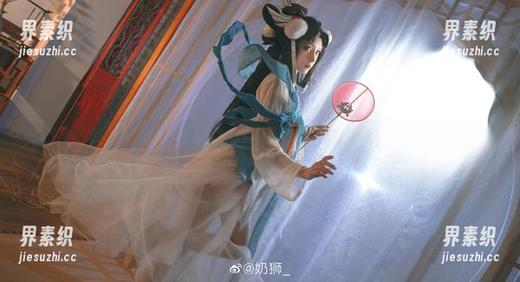 奶狮不咬人内衣写真集更新中，心在跳动？