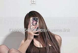 微密圈 - 婉柔yyyy的女神私拍，第一次让我意识到：我得买件新衣服了，别再逗留在家了！