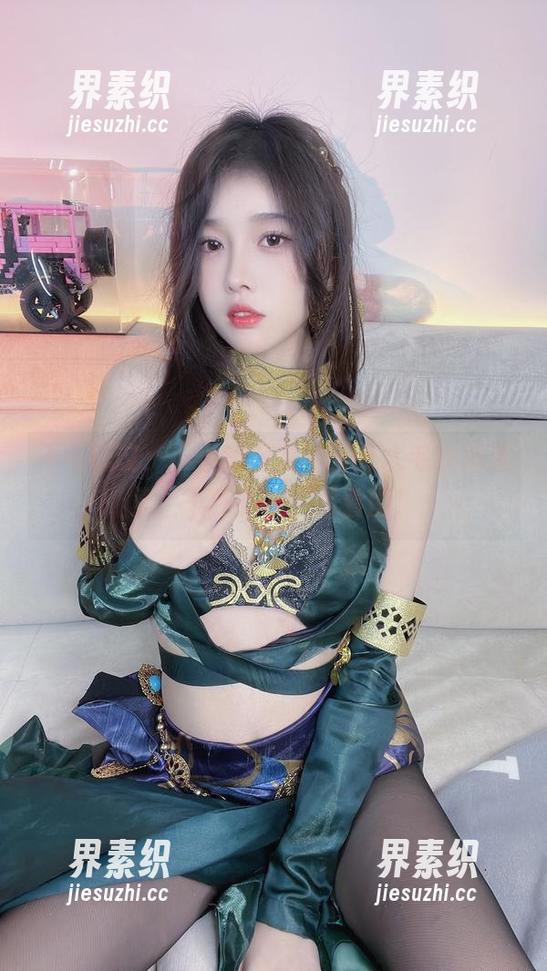不可思议，小小奶瓶儿的白开水毛衣精选集，干杯？不，是看图！
