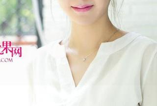 尤果网 - 你见过那么多白衬衫的私拍吗？小欧说这张图片能打！我只能说：完全被圈粉。