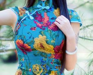 推女郎 - 免费享受易阳的套装，原图每天都在刷新！