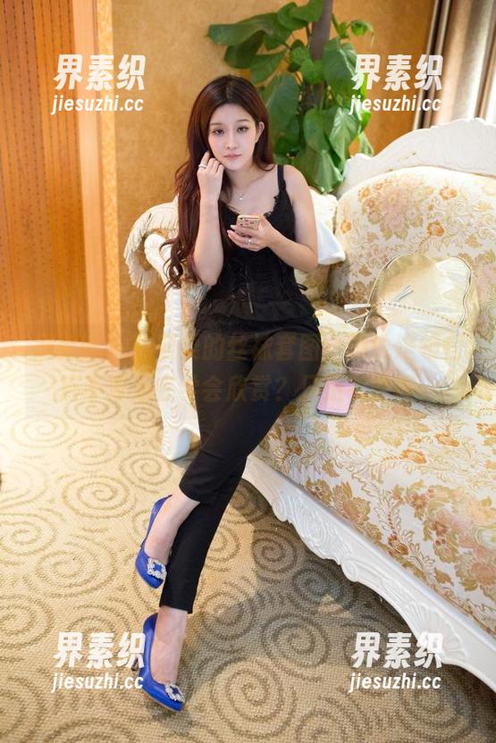 推女郎 - 艾栗栗的丝袜套图，想说这领悟算不算是在学会欣赏？只是有时候…