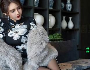 星颜社 - 李丽莎的白色写真：原图里难得的冷淡风
