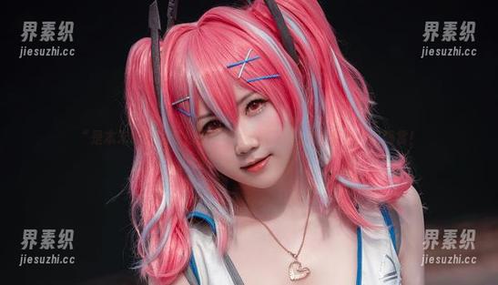 “是本末末”的私拍日记：爱宕泳装图包，完美自我犒赏！