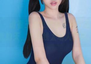 果团网 - 请看王婉悠的水手服作品，哦，我的天，那腰线太动人了吧。