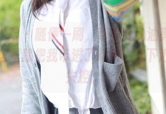 模范学院 - 随便一刷，草莓兔兔油亮合集在网盘里就把我带进了幻想，这下迟早要失控。