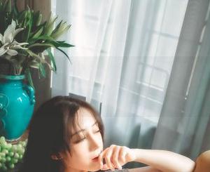 桂花香中樱晚gigi的原图精选：女友系列，提前回家只为挥舞那条围巾