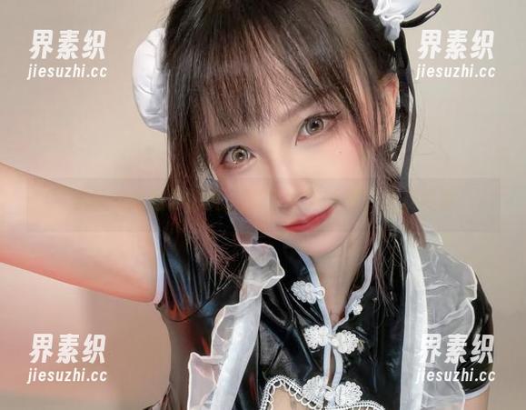 定制你的悠闲时光，狐洛洛子的居家女友写真