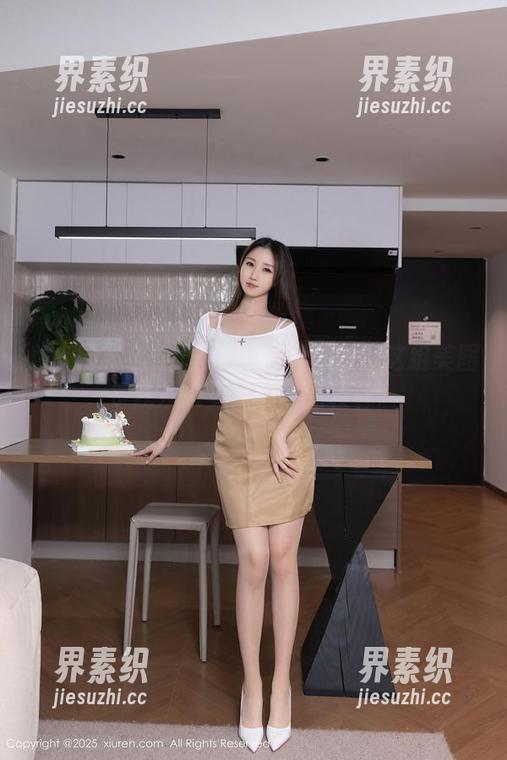 秀人网-Niki可雅 秀人网 - 当宅居遇上Niki可雅:这组美图是我从未见过的家的模样。