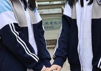 秀人网 - 梦心玥的海南岛旅拍，难道她真能把沙子拍得那么美？
