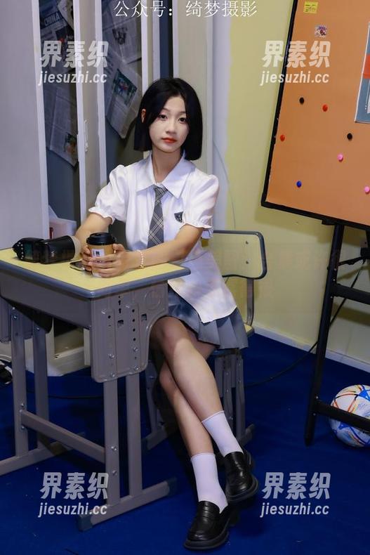 绮梦摄影-莹莹 绮梦摄影 - 莹莹的白色美图:合集或许很简单,情绪却丰富得很