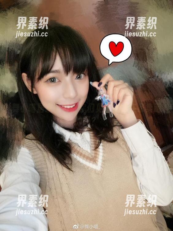 舞小喵居家图包：你们见过这样在家卖萌的吗？