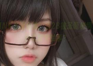 芊川一笑MNK圣诞合集：当2B被圣诞树绑架，会发生什么好笑的事？