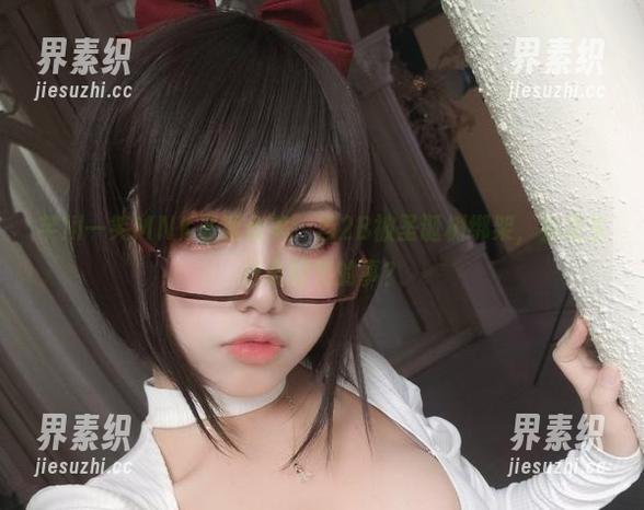 芊川一笑MNK圣诞合集：当2B被圣诞树绑架，会发生什么好笑的事？