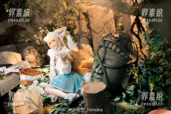 听说花兮_honoka在哪儿穿泳衣，原图免费暴露偶像包袱！