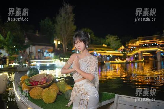 萌芽儿o0的图册里：加藤惠的睡衣与内衣，轻轻松松做到好奇宝宝。