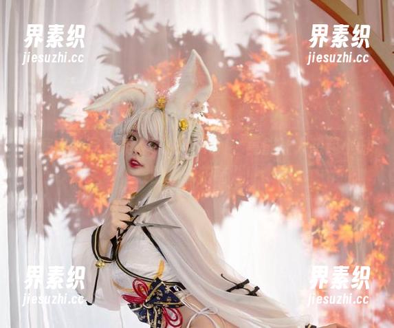 阿寨寨的写真集：EVELYNN，竟能让人想起小时候的爆米花味儿！