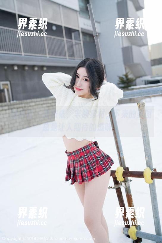 魅妍社 - 夏依依，丰腴身材，下来的美图总是让人期待的滋味。